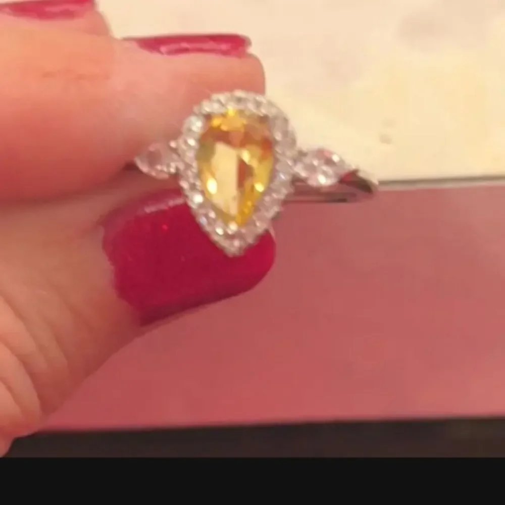 Ladies Timeless Elegant  Tear Drop Simulated Diamonds ring